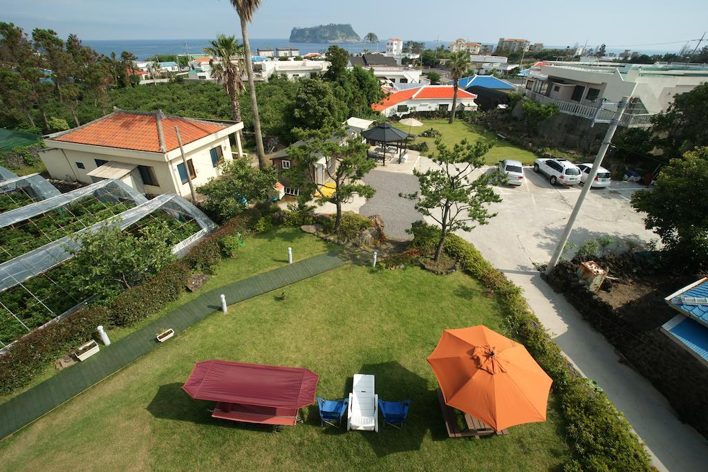 Galeum Guesthouse Seogwipo Bagian luar foto